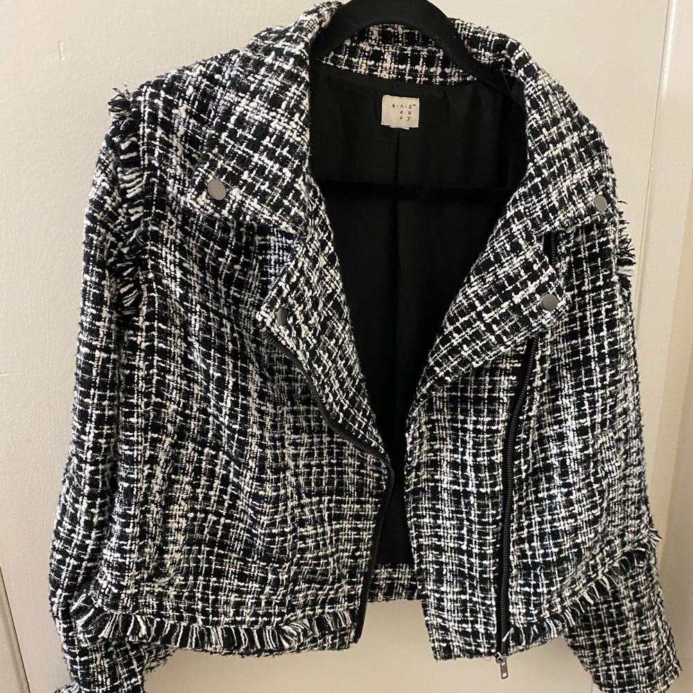 A new day Blazer 100% polyester
